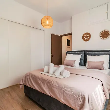 Ariadni 3 * Rhodes City